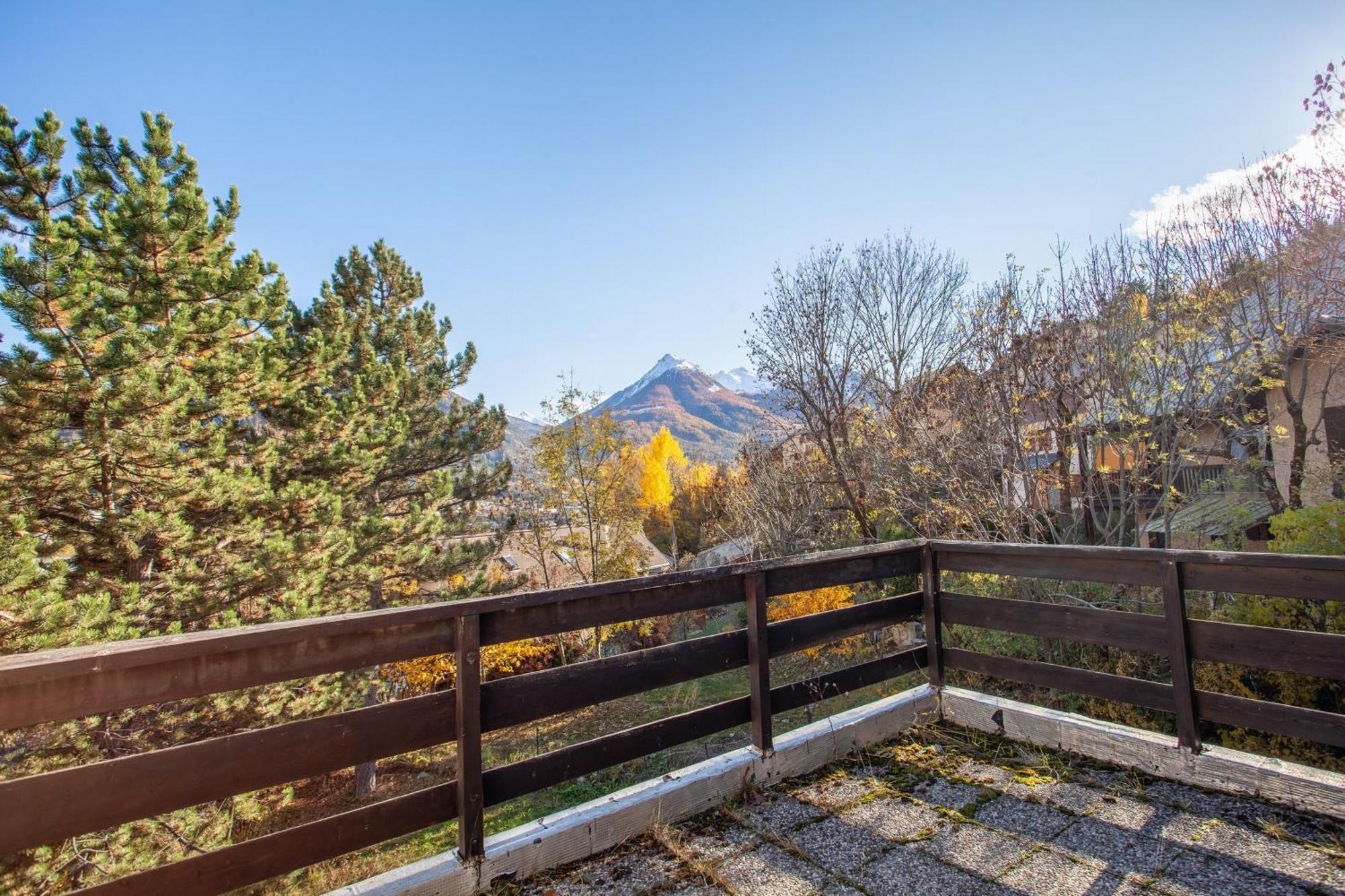 Chalet Confortable A Briancon Avec Vue Sur Montagne Exterior foto